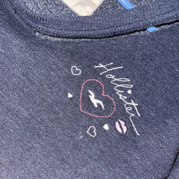 Hollister cute too💕 - Picture 2 of 4